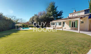 Maison 10 Pièces 305 m² à vendre à Robion (84440)