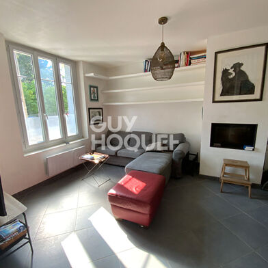 Maison 4 pièces 1600 €