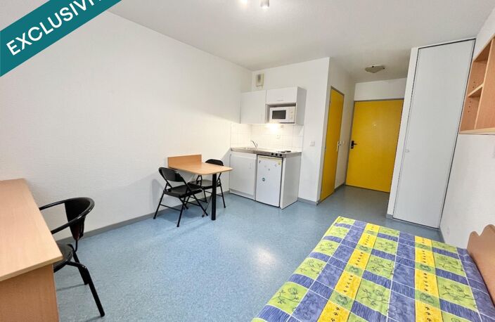 Studio dans résidence étudiante avec parking — photo 3