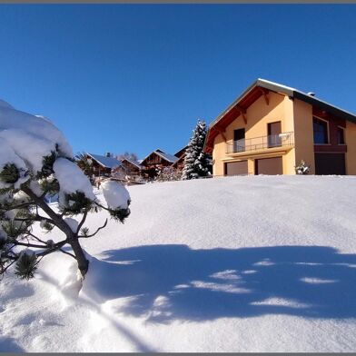 Maison 6 pièces 774000 €