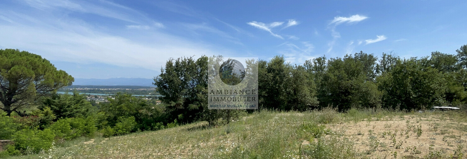 Terrain  1486 m² à vendre à Saint-Georges-les-Bains (07800)