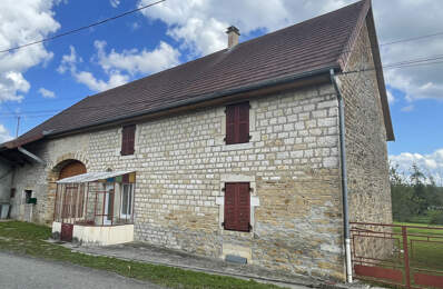 Maison de village avec dépendances et terrain attenant — photo du bien