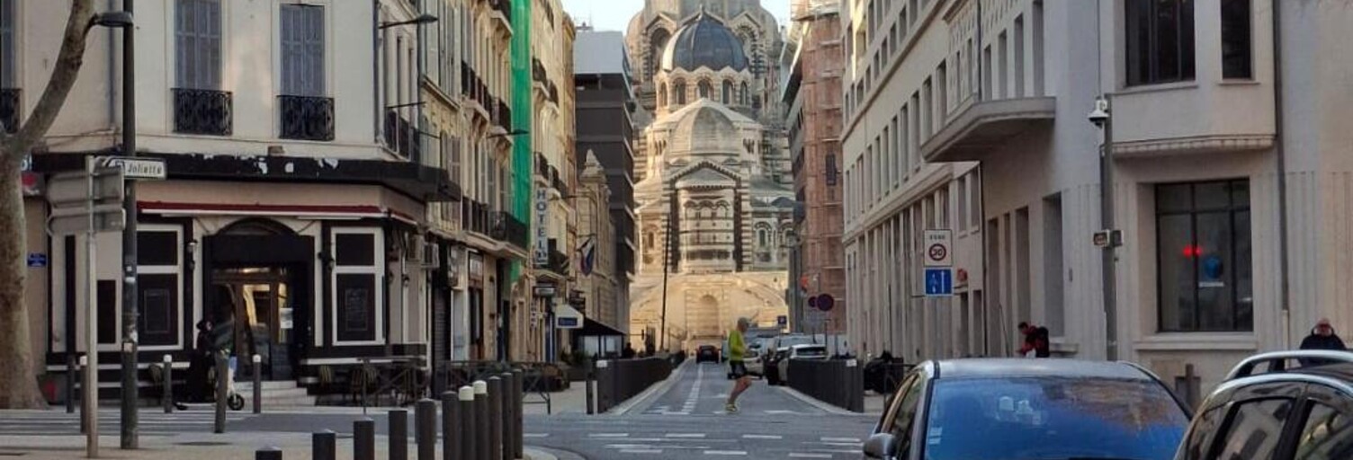 Appartement 3 Pièces 62 m² à louer à Marseille 2 (13002)