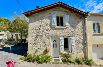 Maison de village avec garage et jardin — photo du bien