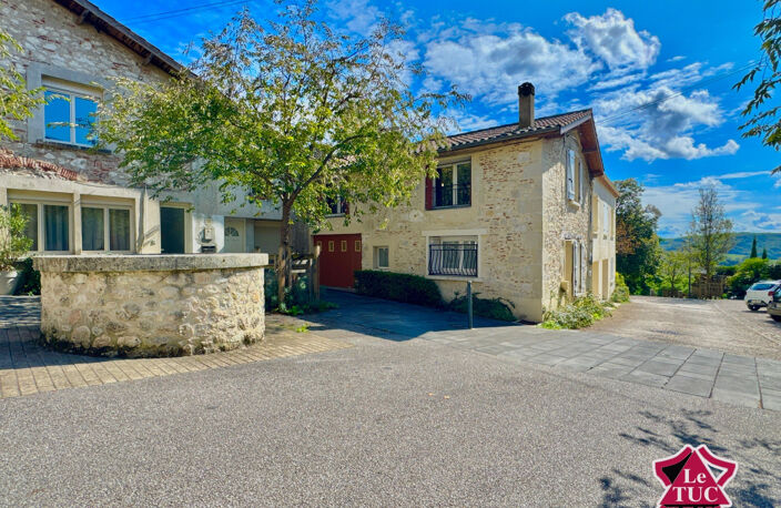 Maison de village avec garage et jardin — photo 2