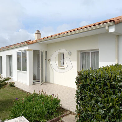 Maison 4 pièces 977 €