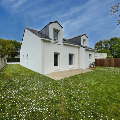 Maison 7 pièces 469800 €