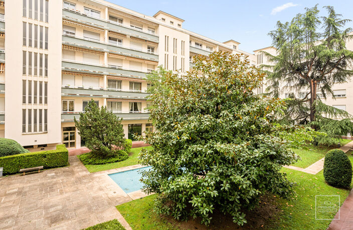LYON 6, 118.60m²  entièrement climatisé, 2 Balcons, Immeuble PITANCE — photo 4