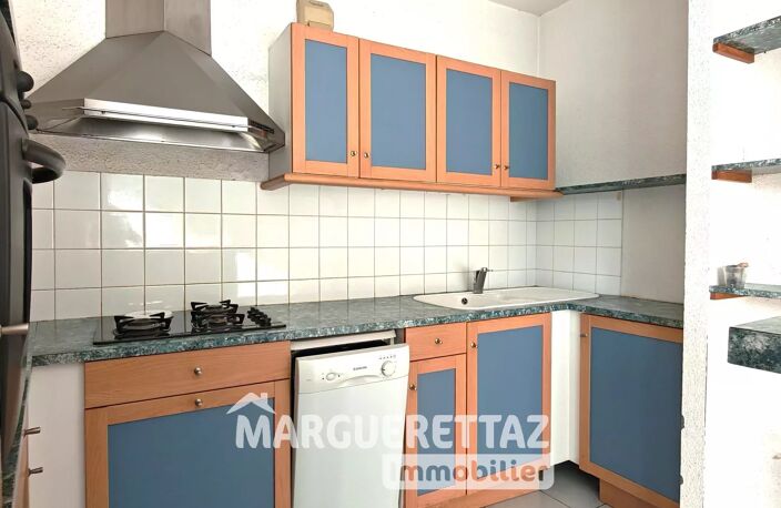 Appartement T4 à TANINGES — photo 3