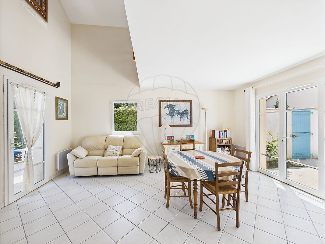 Villa / Maison  T4 à vendre Mathes (Les) 17570