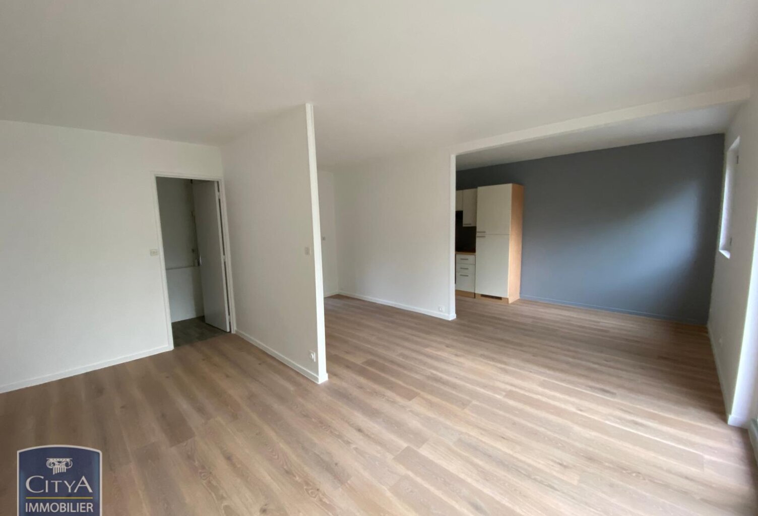 Location appartement 2 pièces 38 m² à Tours (37000) — photo 1