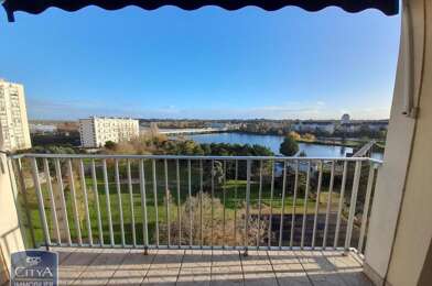 Appartement 3 pièces 880 €