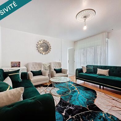 Appartement 4 pièces 160000 €