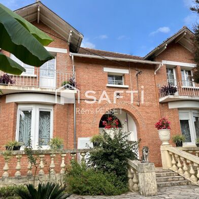 Maison 9 pièces 304500 €