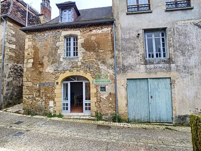 MAISON DE VILLE — photo du bien