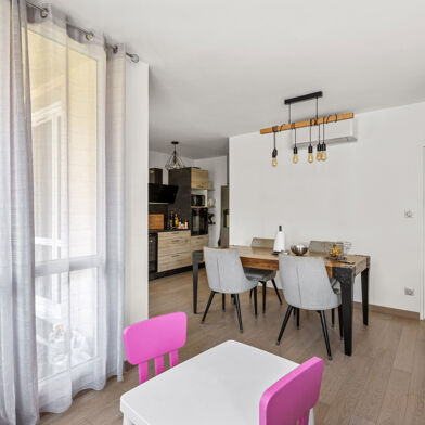 Appartement 4 pièces 185000 €