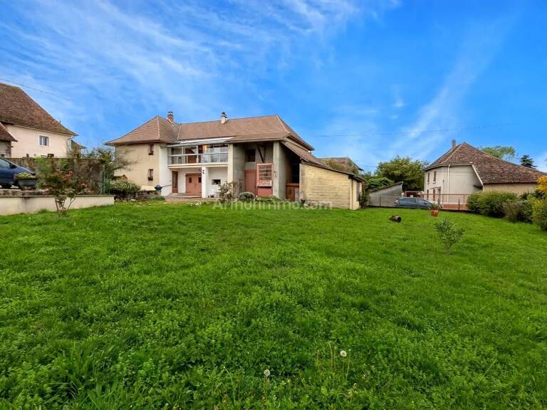 Maison familiale de 125 m² avec jardin et puits — photo 1