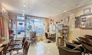 Commerce  17 m² à vendre à Lambesc (13410)