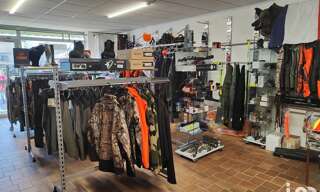 Commerce  57 m² à vendre à Saint-Bonnet-le-Froid (43290)