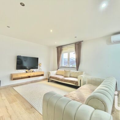 Maison 6 pièces 330000 €