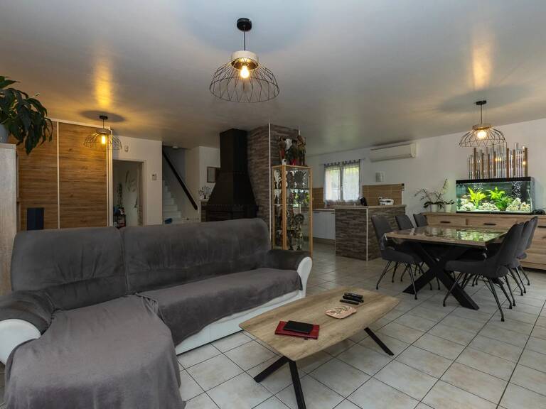 Maison 4 chambres avec terrain — photo 1
