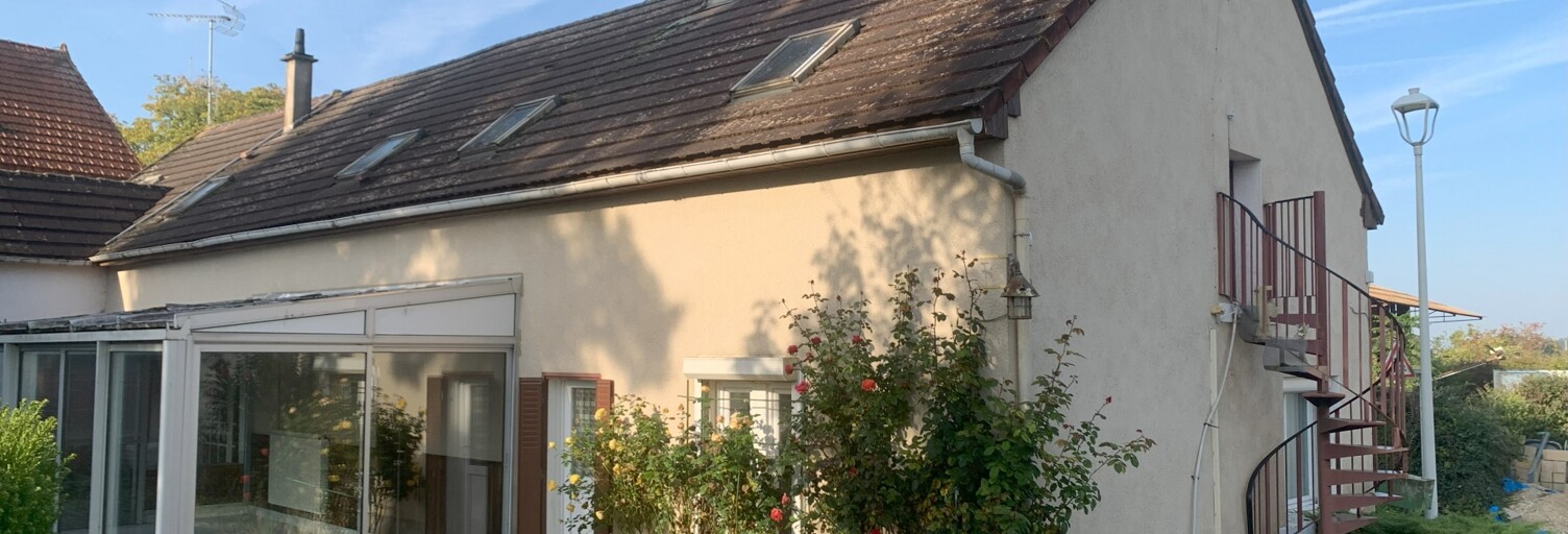 Maison 8 Pièces 175 m² à vendre à Sougé (36500)