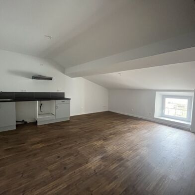 Appartement 2 pièces 495 €