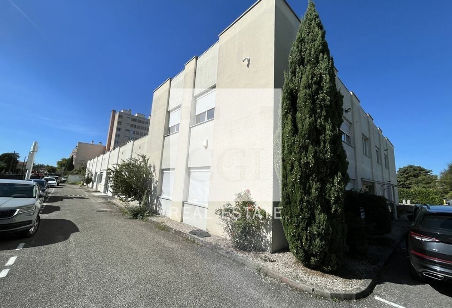 BUREAUX / LOCAL D'ACTIVITES à LOUER — photo 1