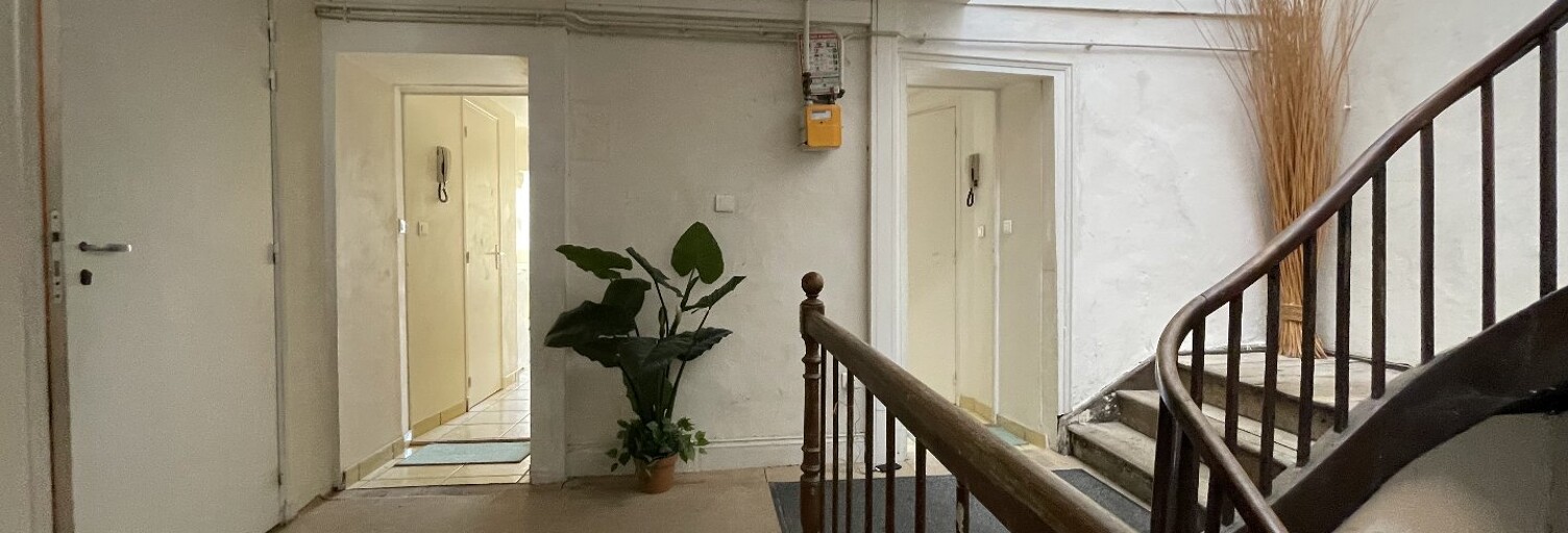 Immeuble  121 m² à vendre à Aurillac (15000)