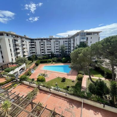 Appartement 4 pièces 215000 €