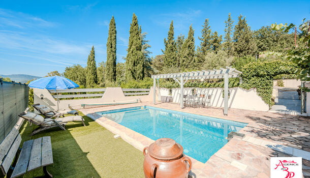 Villa / Maison 7 pièces  à vendre Pierrefeu-du-Var 83390