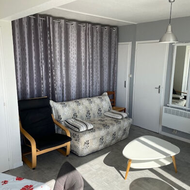 Appartement 2 pièces 160500 €