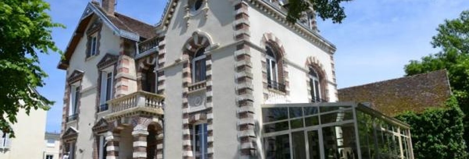 Maison 12 Pièces 350 m² à vendre à Sens (89100)