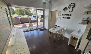 Commerce  100 m² à vendre à La Celle-Saint-Cloud (78170)