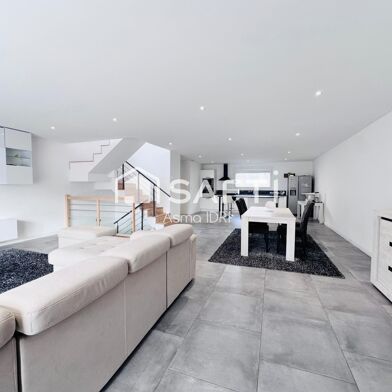 Maison 7 pièces 321500 €