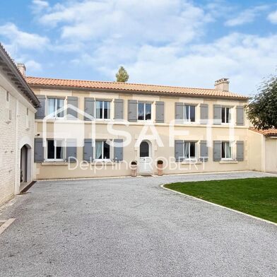Maison 8 pièces 541000 €