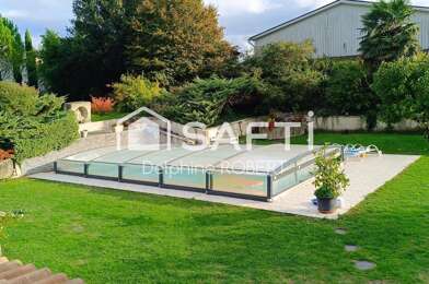 Maison 8 pièces 499000 €