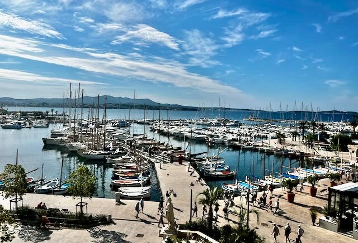 VUE MER ET PORT — photo 1