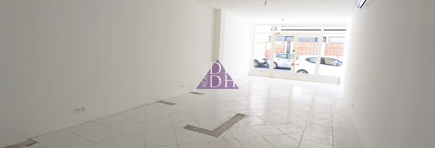 Commerce  63 m² à louer à Hyères (83400)