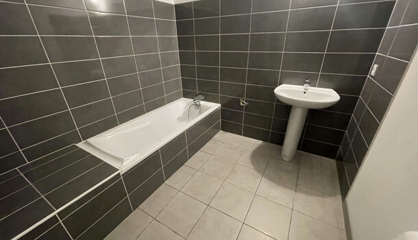 Appartement 3 pièces  à louer Aubenas 07200