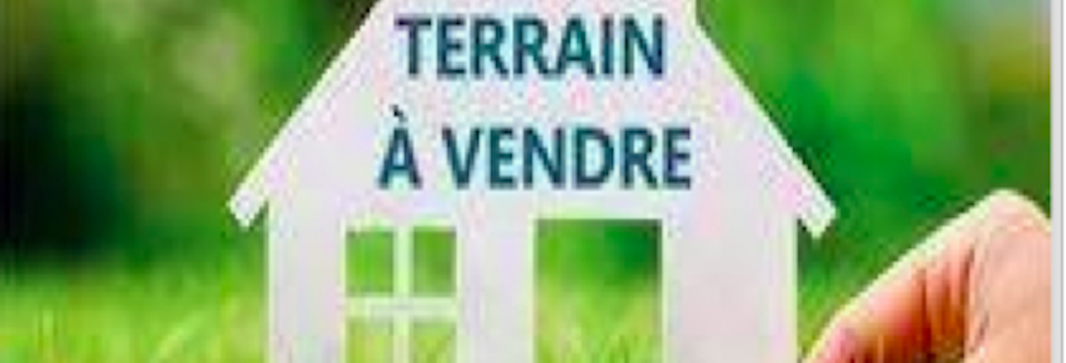 Terrain  2252 m² à vendre à Saint-Germain-du-Puy (18390)