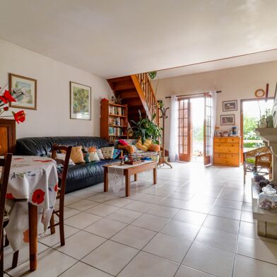 Maison 4 pièces 300000 €