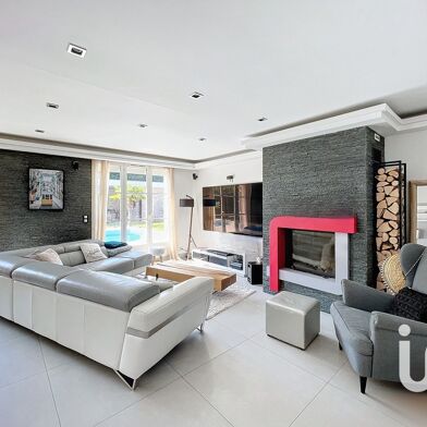 Maison 6 pièces 595000 €