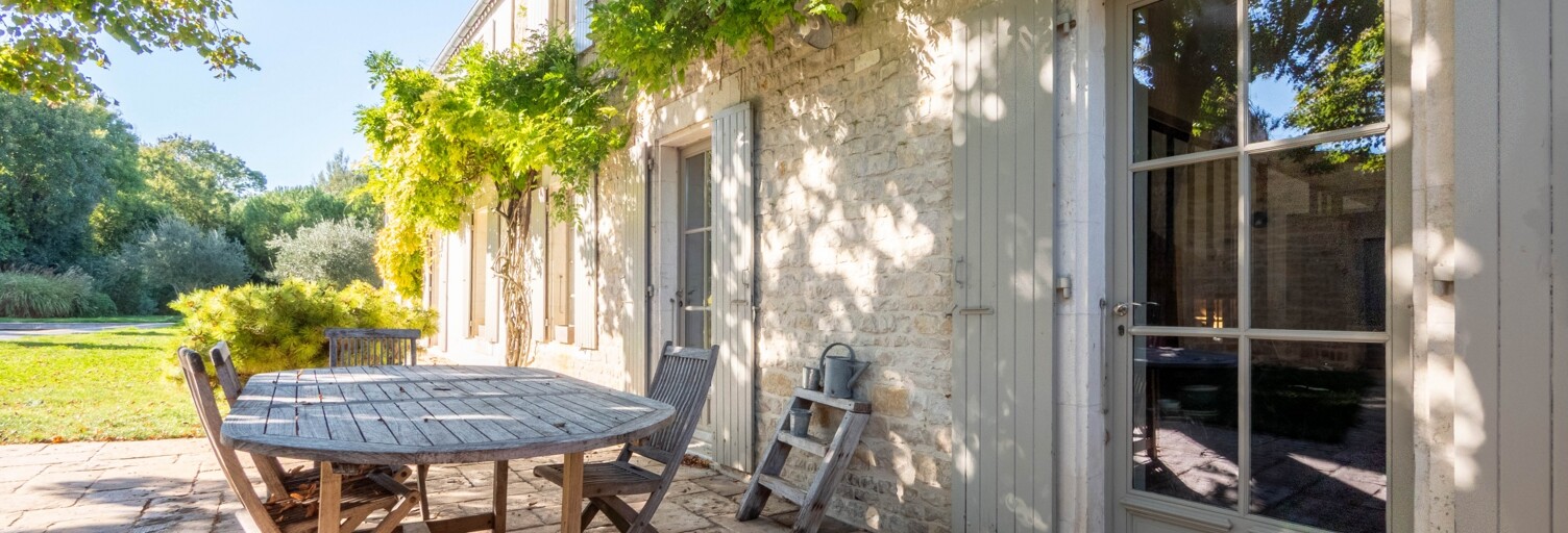 Maison 7 Pièces 240 m² à vendre à Dompierre-sur-Mer (17139)