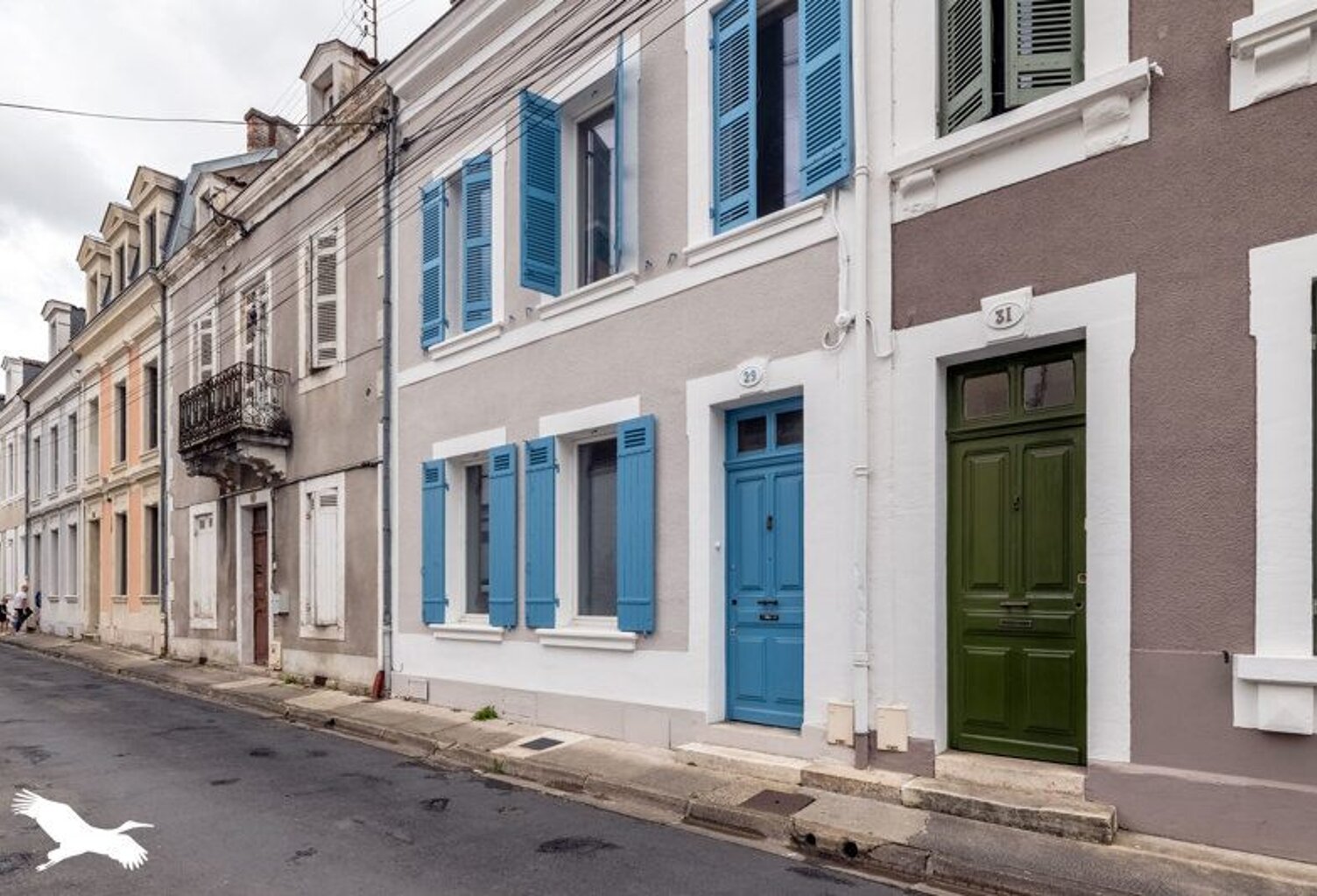 Maison de ville de 7 pièces principales — photo 1