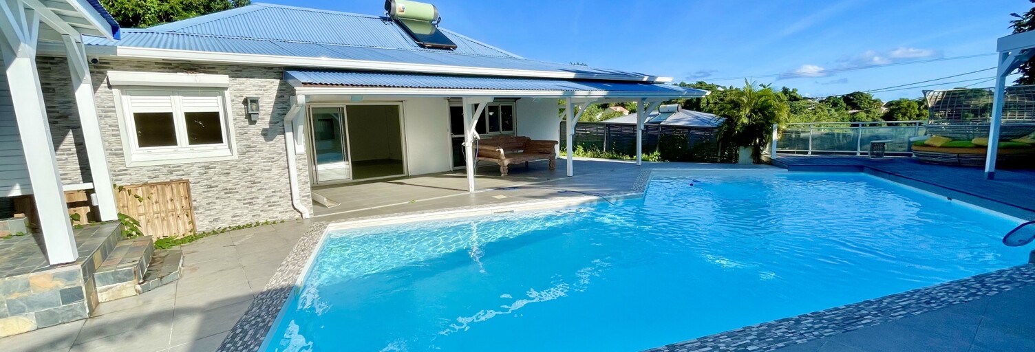 Maison 5 Pièces 180 m² à vendre à La Trinité (97220)