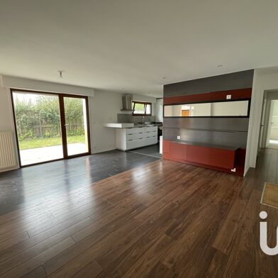 Appartement 4 pièces 1102 €