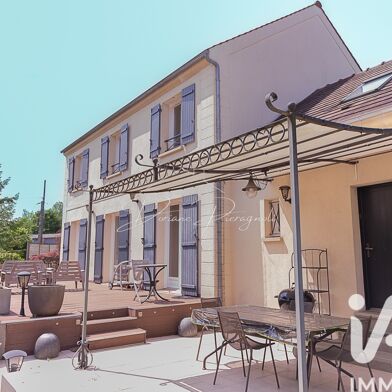 Maison 10 pièces 599000 €