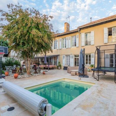 Maison 10 pièces 575850 €