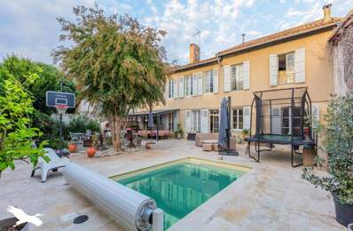 Maison de ville de 10 pièces principales — photo du bien